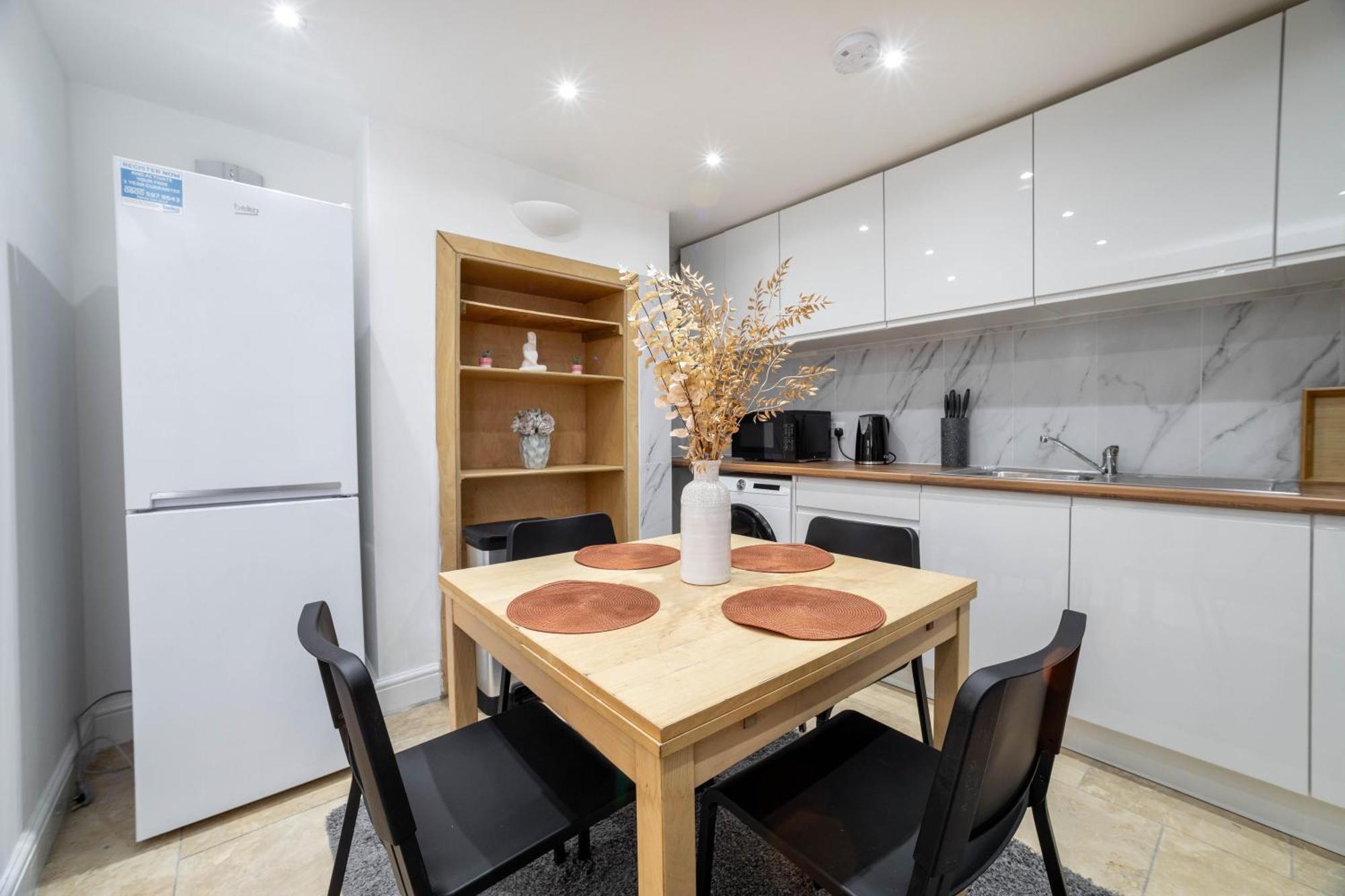 3 Bedroom House In Notting Hill Лондон Екстериор снимка