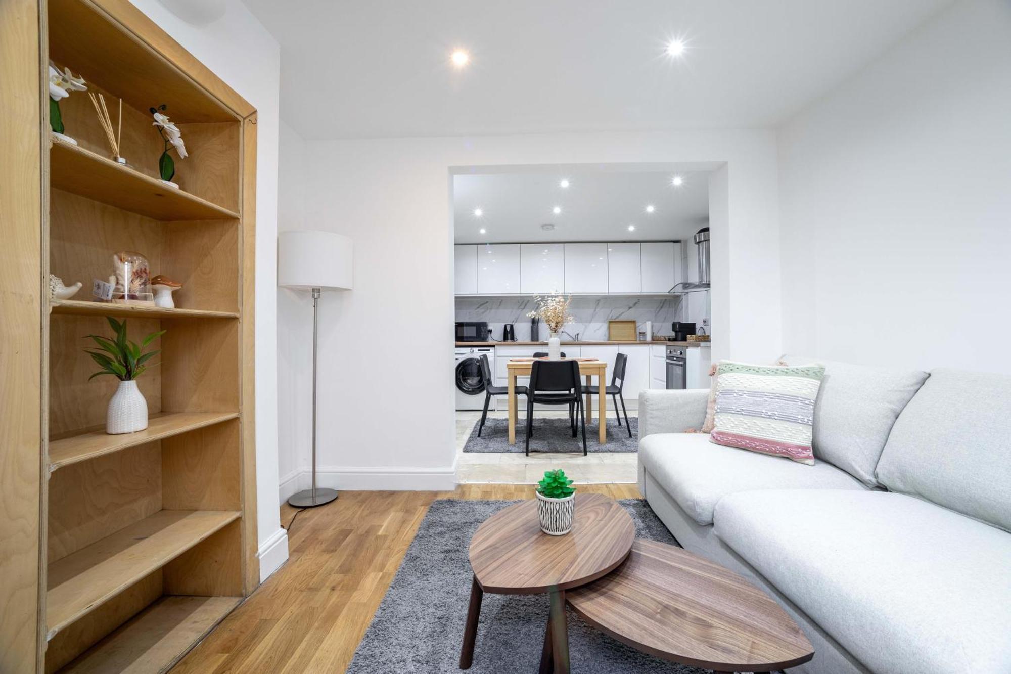 3 Bedroom House In Notting Hill Лондон Екстериор снимка