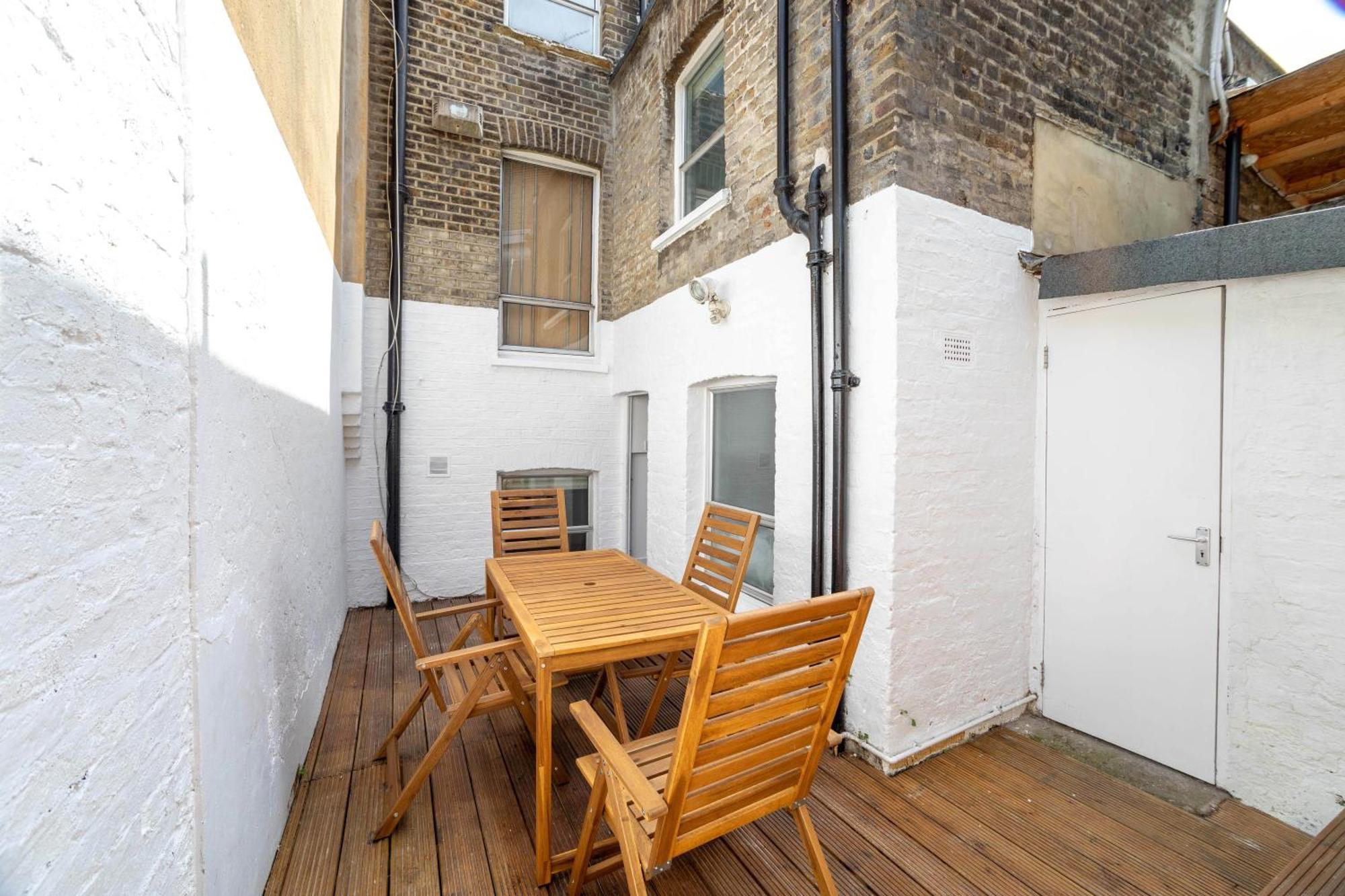 3 Bedroom House In Notting Hill Лондон Екстериор снимка